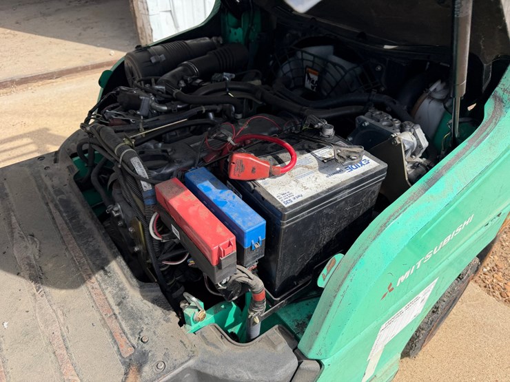 mitsubishi-fgc25n-image-17