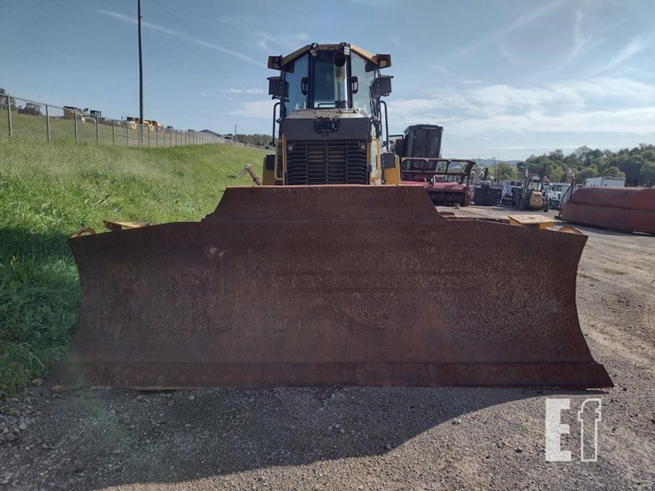 2021-deere-750l-lgp-image-2
