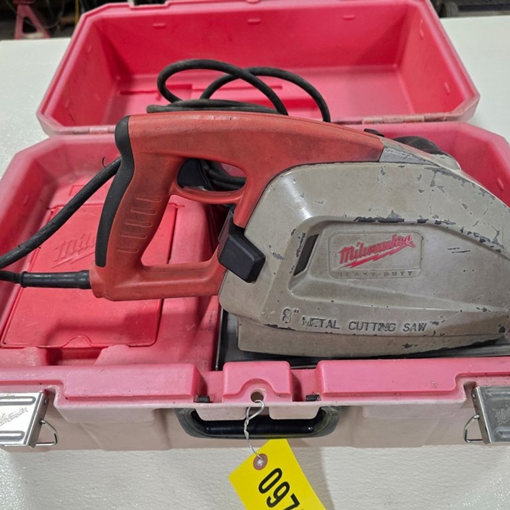 #9723 • Milwaukee 8" Metal Cutting Saw