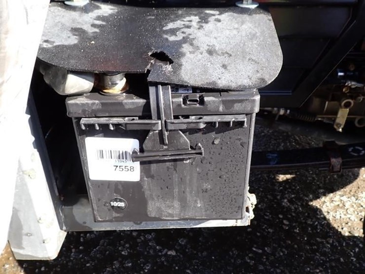 kubota-rtv900-image-6