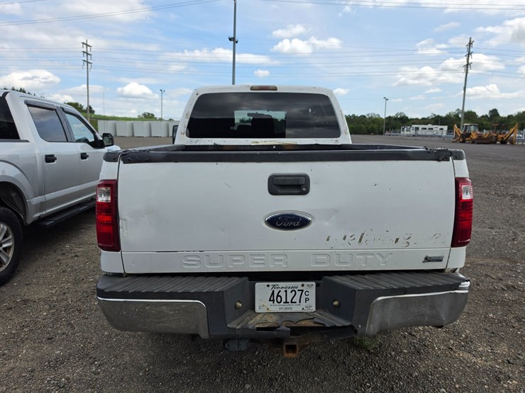 2011-ford-f250-image-8