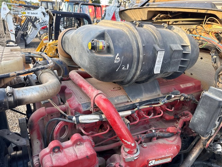 2014-kenworth-t800-image-21