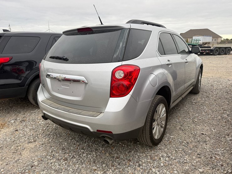 2010-chevrolet-equinox-image-3