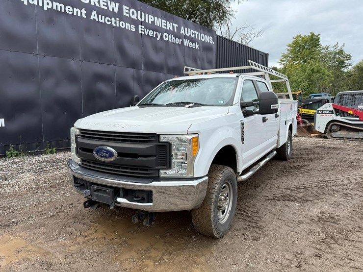 2017-ford-f350-image-8