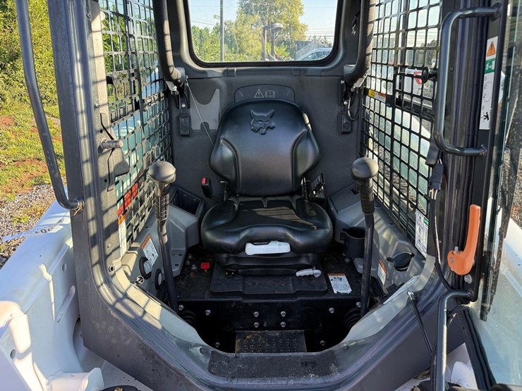 2018-bobcat-s550-image-16
