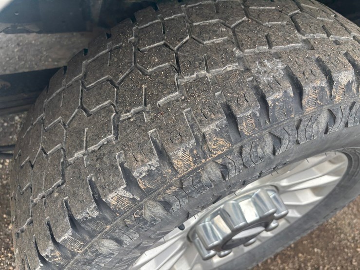 2022-ford-f250-image-90