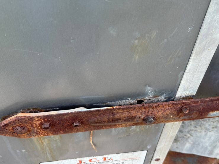 #1320-•-enclosed-cargo-trailer-with-blow-in-insulation-business-equipment-(no-title)-image-6
