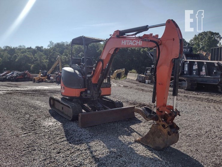 2011-hitachi-zx35u-3-image-37