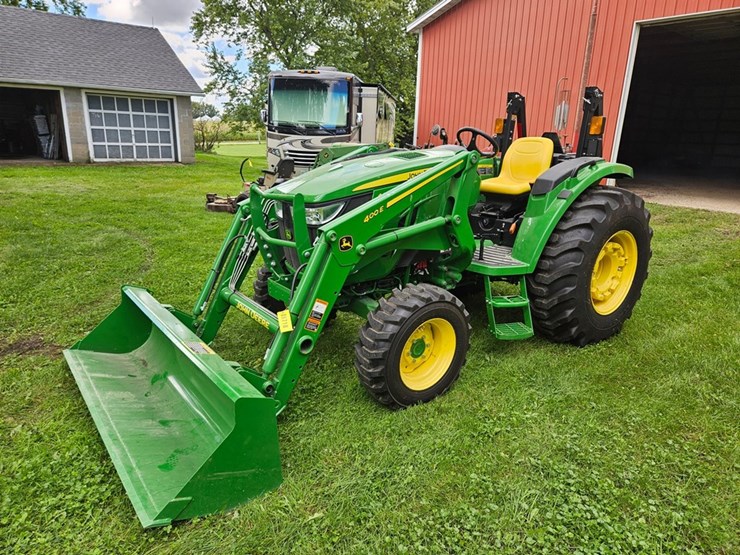 john-deere-4066m-image-1