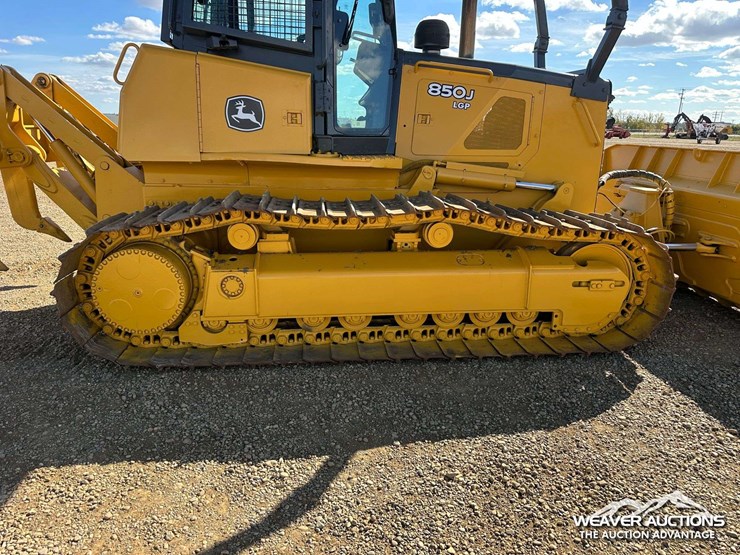 john-deere-10-image-21