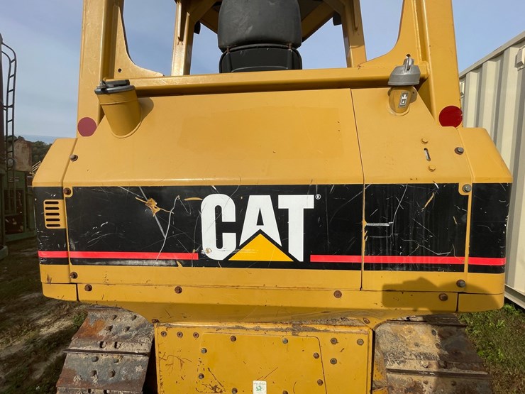 2005-caterpillar-d3g-xl-image-24