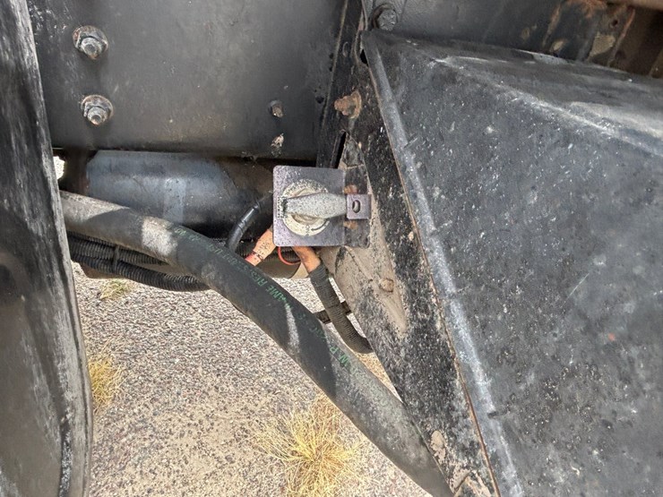 #1201-•-1999-sterling-silage-truck-(has-wi-title)-image-28