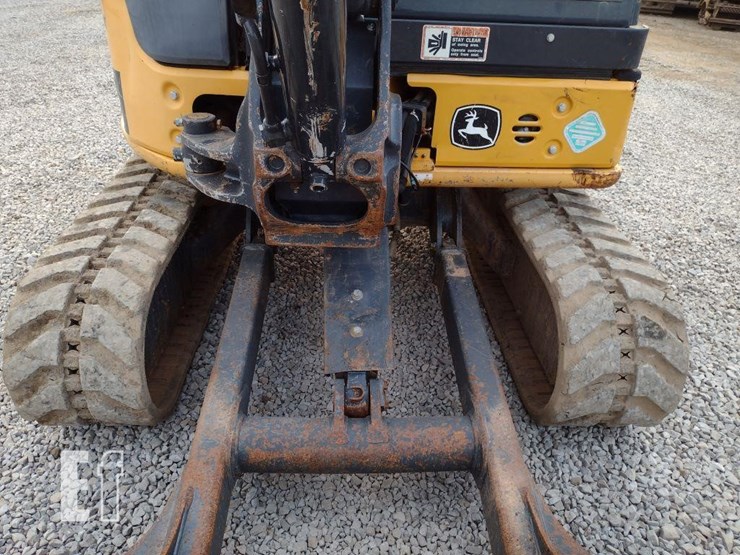 2017-deere-30g-image-20