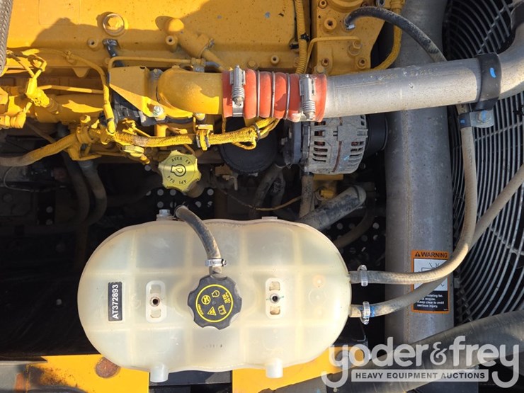 2019-deere-210g-lc-image-61
