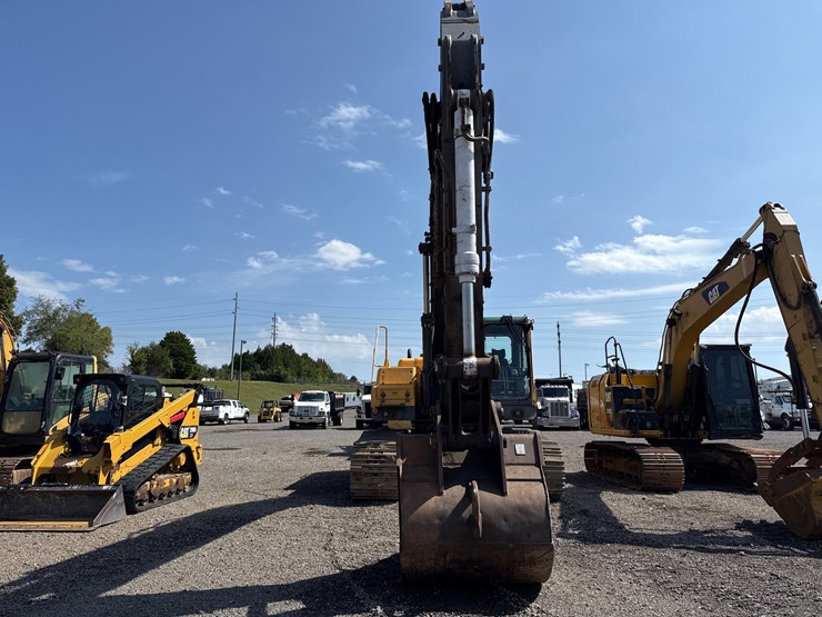 volvo-ec330-image-2