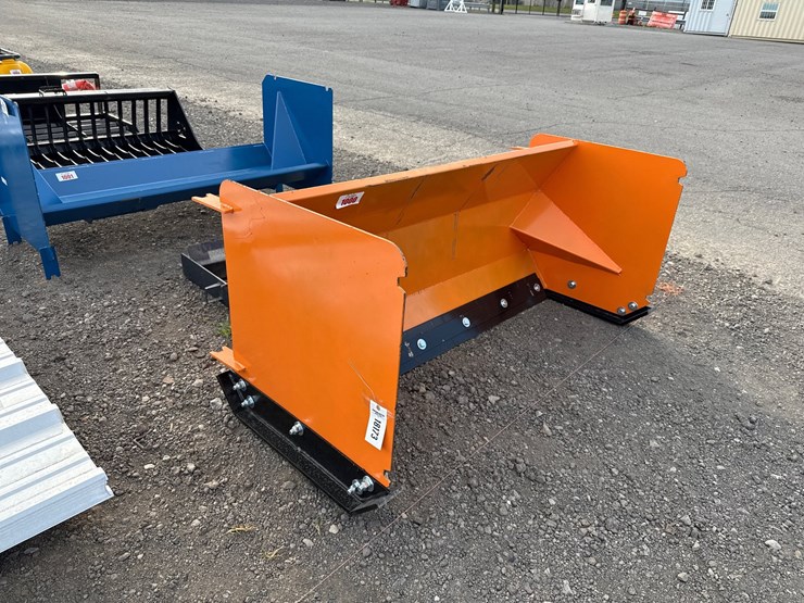 #1000-•-68"-skid-steer-snow-pusher-image-2