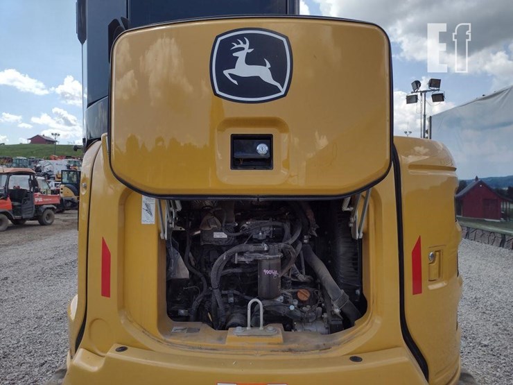2022-deere-50g-image-34
