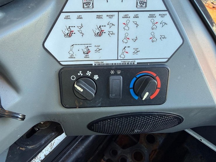 2018-bobcat-s550-image-17