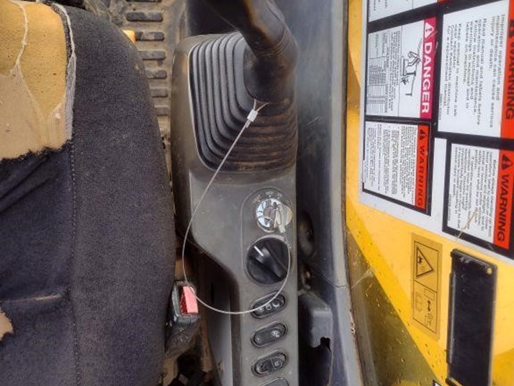 2011-komatsu-pc350-lc-8-image-8