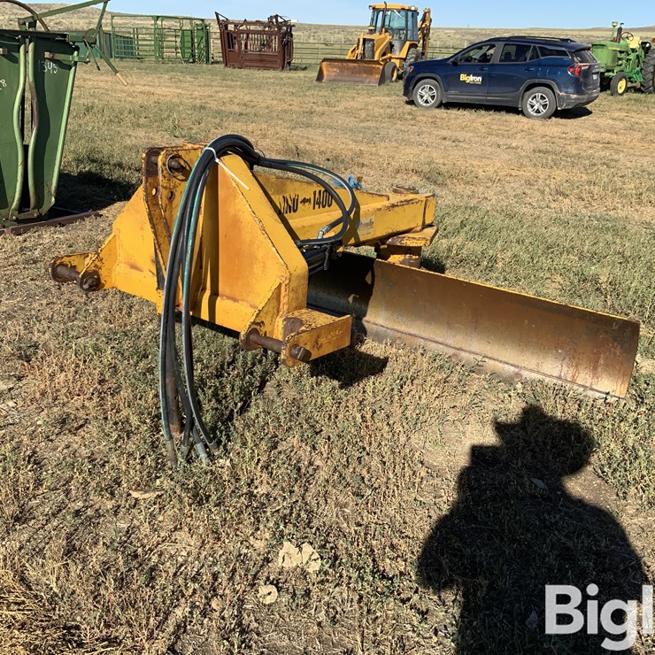 Rhino R1400 3-Pt Blade