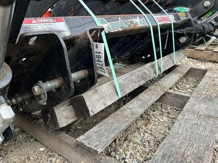 armstrong-ag-60”-root-grapple-bucket-image-5
