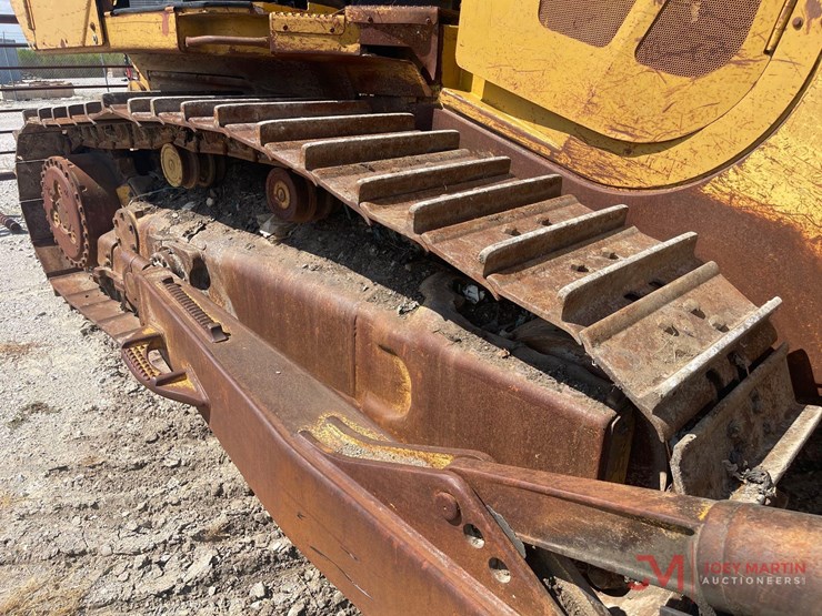 2010-cat-d7e-crawler-dozer-image-8