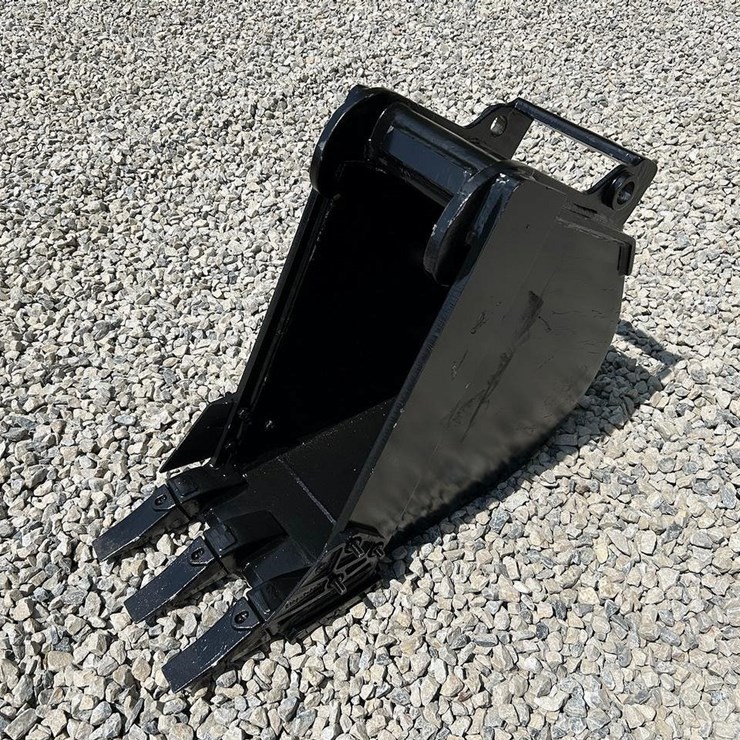 12" X-Change Bucket For A Bobcat Excavator