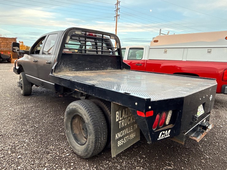 2003-dodge-3500-image-10