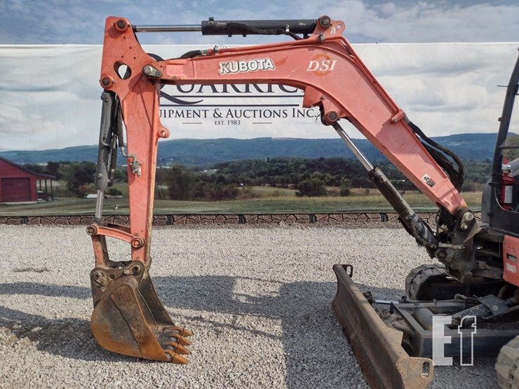 2014-kubota-u35-4-image-21