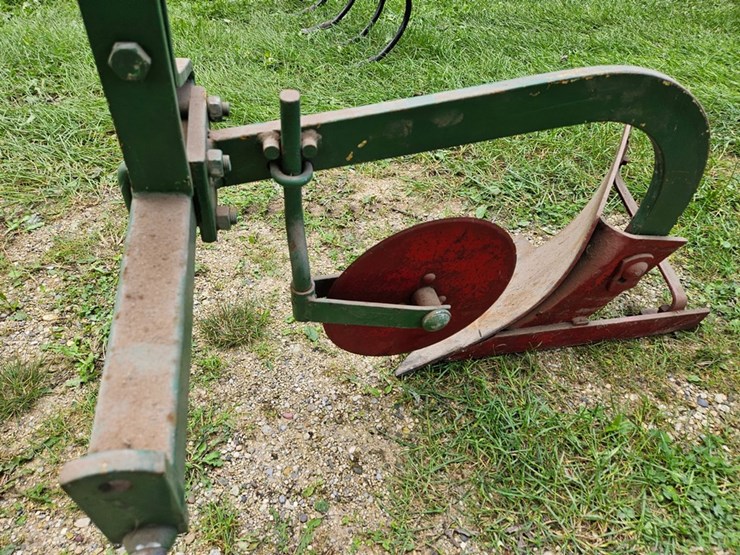 #8734-•-brinley-1b-3pt-plow-image-9
