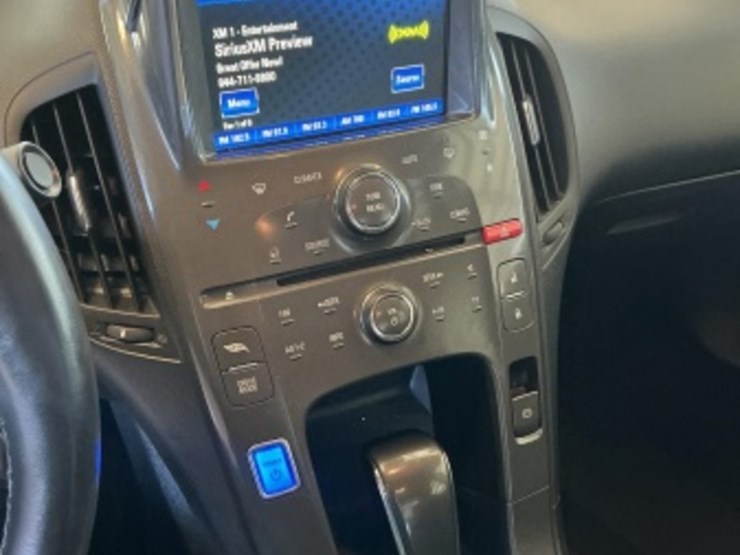 2015-chevrolet-volt-sdn-image-19