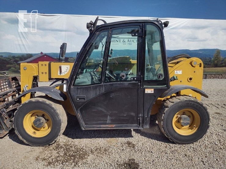 2011-caterpillar-th255-image-13
