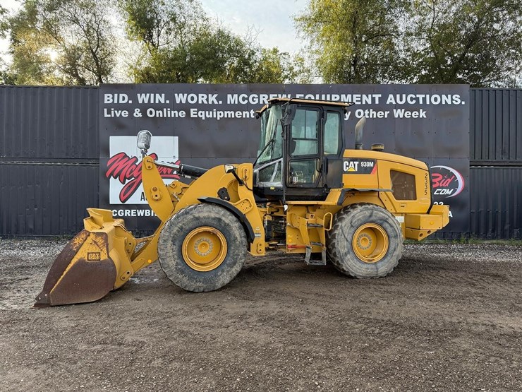 2017-caterpillar-930m-image-1