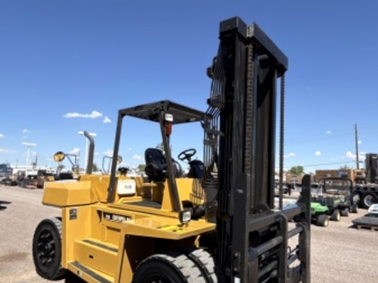 caterpillar-dp115-image-5