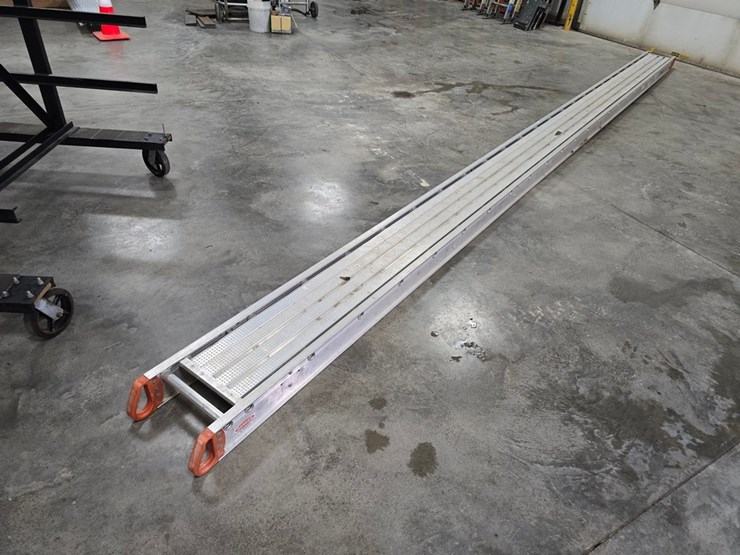 #9731-•-14"x24'-alumiunm-walk-plank-image-4