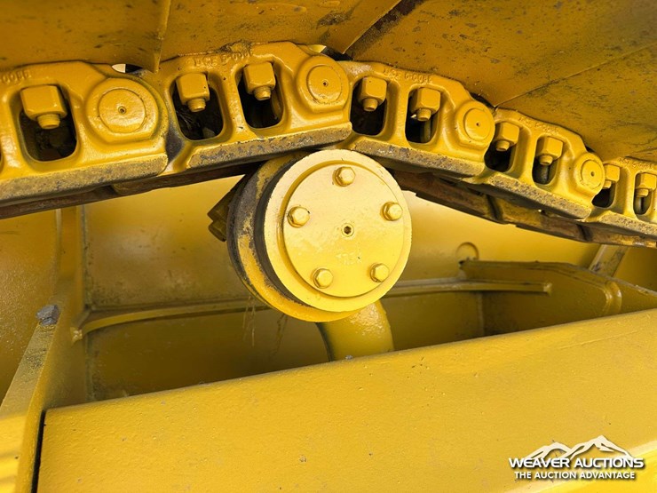 john-deere-8-image-24