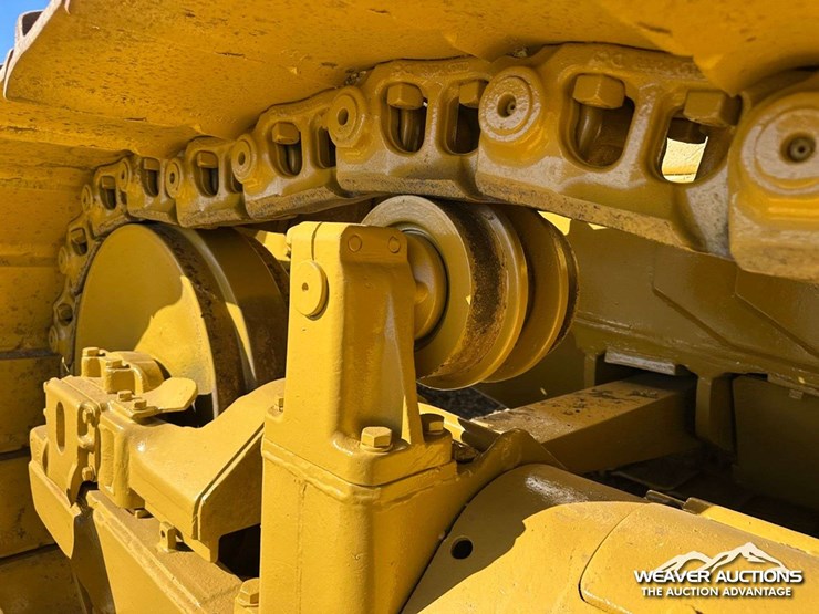 caterpillar-d6d-image-28