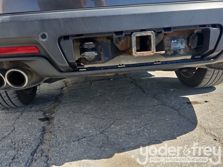 2019-ford-explorer-image-33
