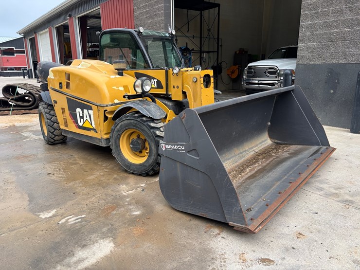 caterpillar-th255-image-3
