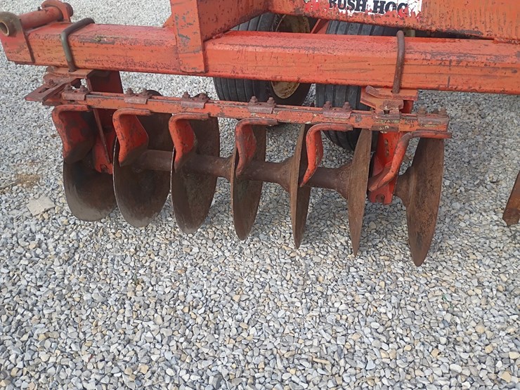 bush-hog-1445-image-17