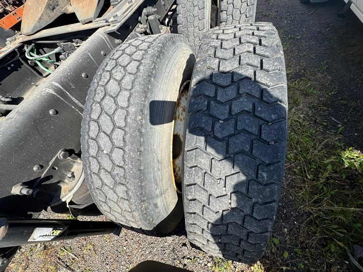 1997-ford-tractor-image-72