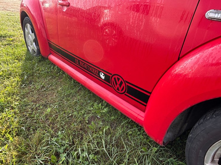 #1307-•-2001-volkswagon-beetle-(has-wi-title)-image-17