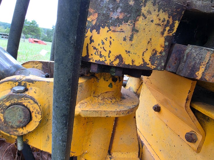 #25268-•-international-3082-series-a-back-hoe-attachment-image-26