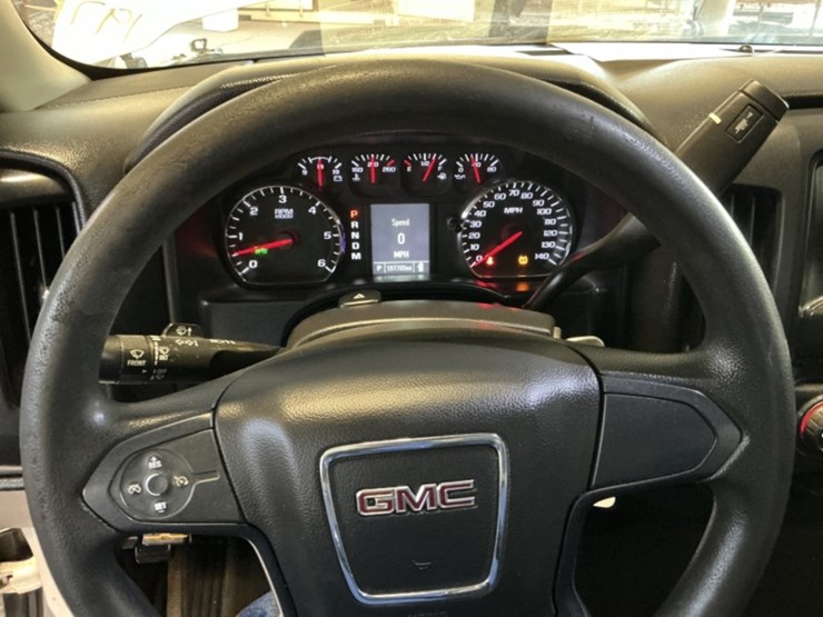 2015-gmc-sierra-1500-image-15