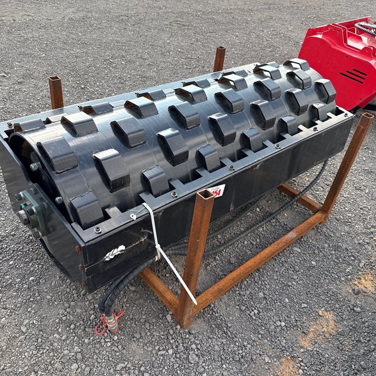 #1054 • 60" SKID STEER SHEEPS FOOT ROLLER