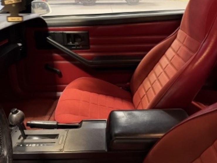 1986-chevrolet-camaro-coupe-image-23