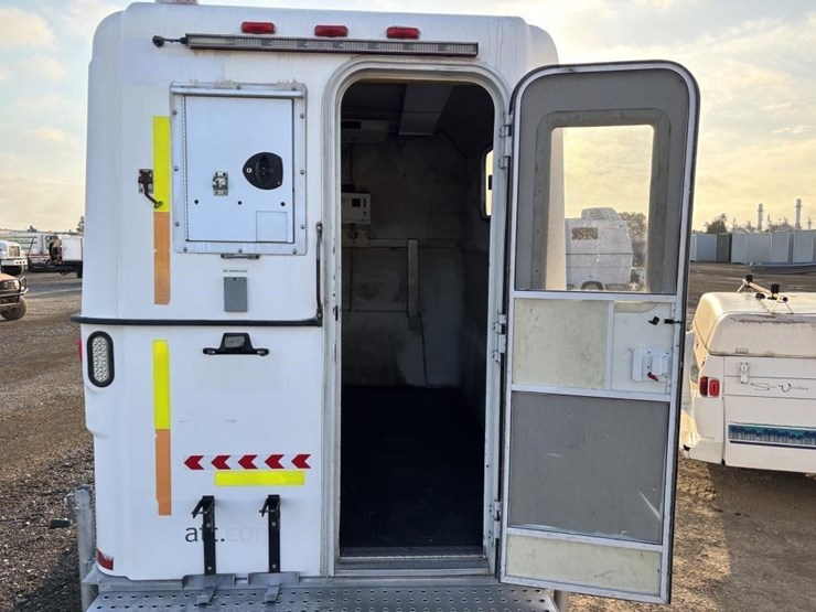 2007-pelsue-p0datt-005-s/a-office-trailer-image-17