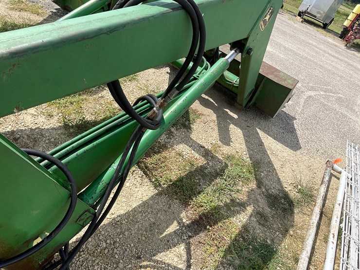 john-deere-48-image-13