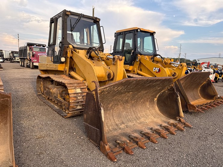 2002-caterpillar-953c-image-3