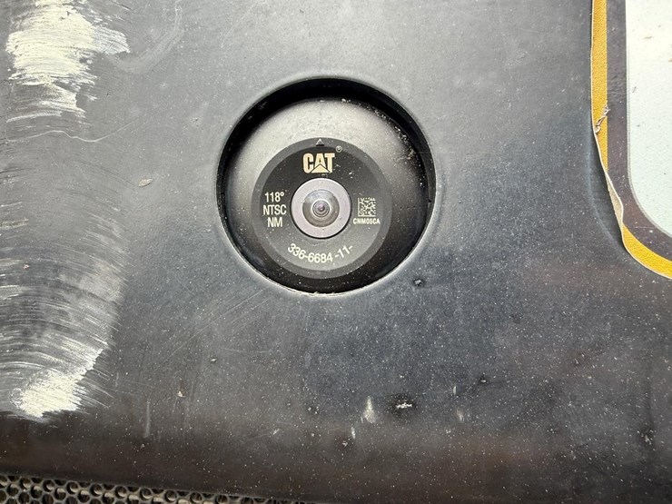 2023-caterpillar-259d3-image-15